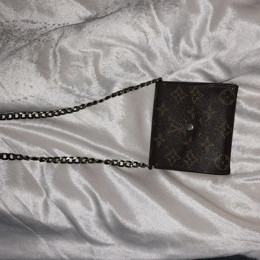 LV Monogram Monnaie Double Snap Wallet with Unbranded Chain - Picture 11 of 12